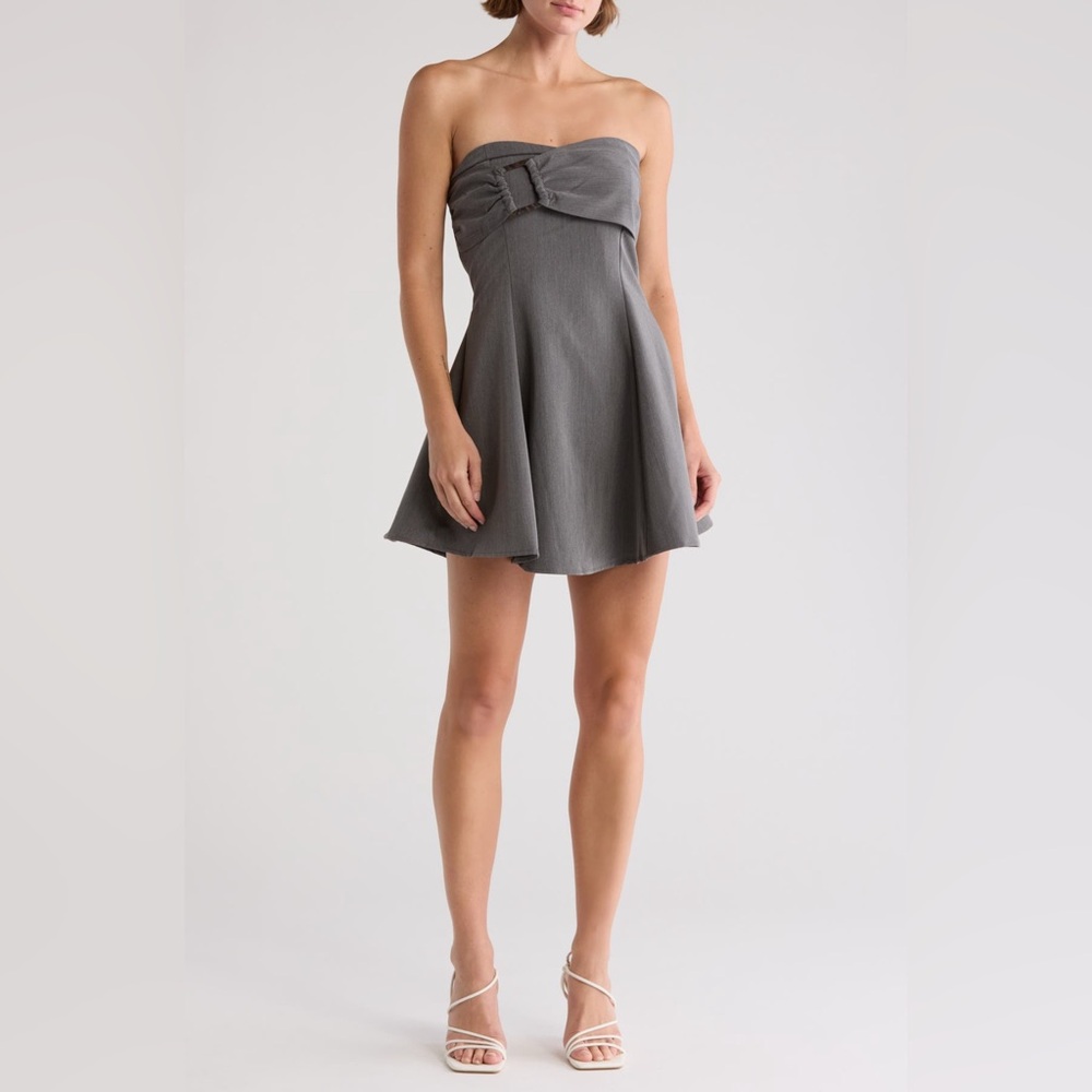 Linker sleeveless Strapless Gray belted mini dress New With Tags